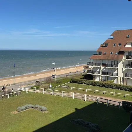 Apartamento En Bord De Avec Balcon Et Vue Imprenable, Acces Direct